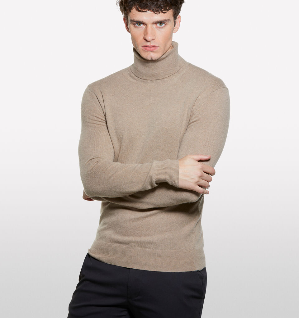 Pull beige foncé coupe classique à col montant - pulls col montant pour homme - Beige | Sisley image number 3